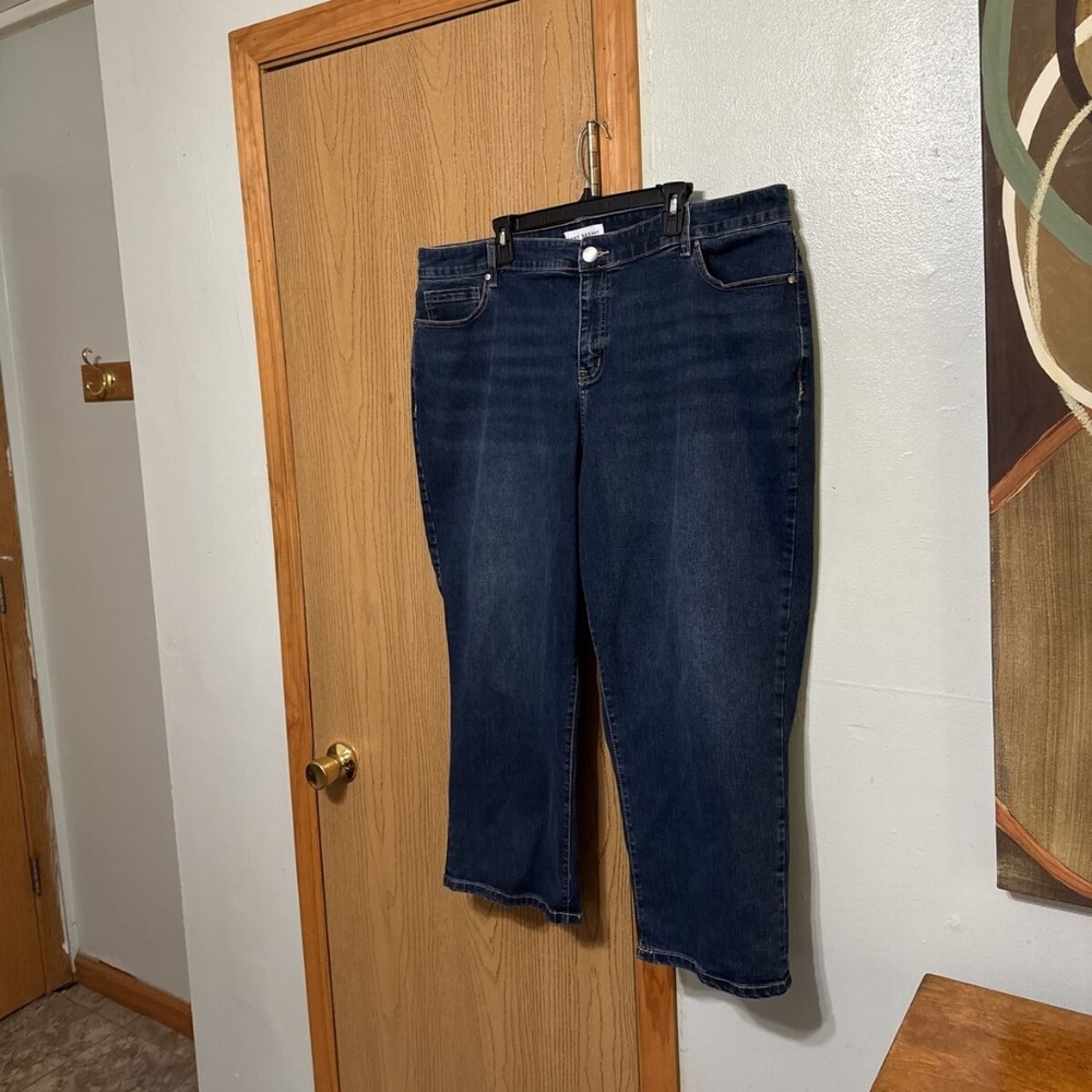 Lane Bryant Size 20 Dark Wash Signature Fit Mid-Rise Boyfriend Capri Jeans - EUC